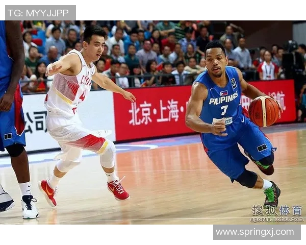 2015年亚锦赛中国队对阵菲律宾精彩比赛录像回顾与分析